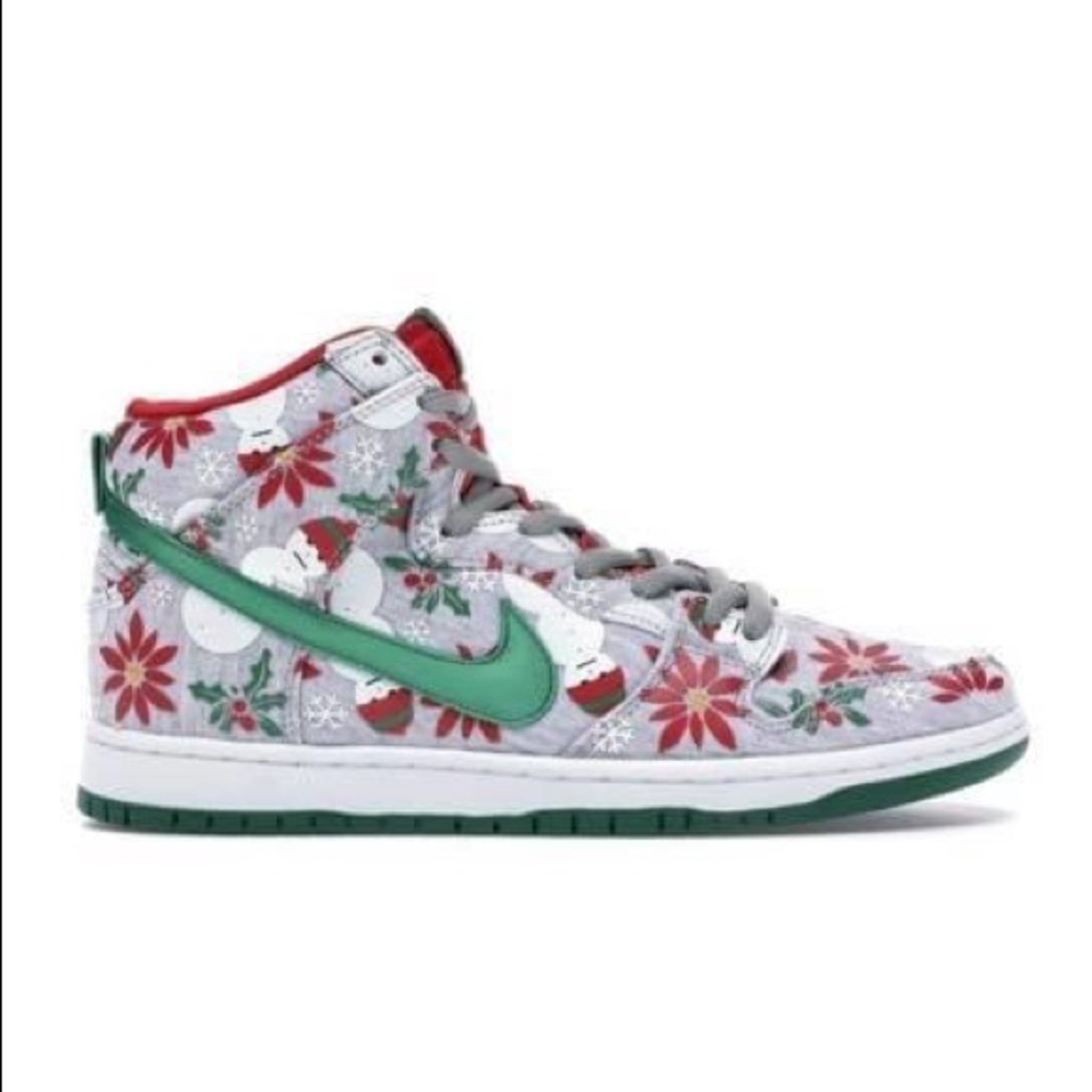 Nike Dunk Christmas sweater
